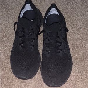 nike epic reacts all black